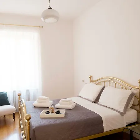 Apartman Corte40 *